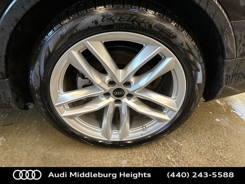 Certified 2025 Audi Q7 3.0T Premium Plus w/ Premium Plus Package image 32