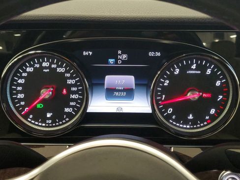 Used 2019 Mercedes-Benz E 300 4MATIC image 18