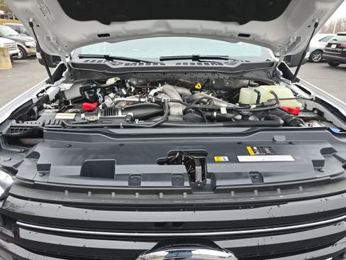 Certified 2025 Ford F250 Platinum image 28