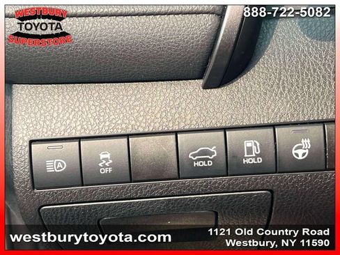 Used 2022 Toyota Camry SE w/ Cold Weather Package FWD image 22