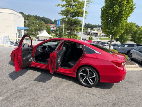 Certified 2020 Honda Accord Sport image 21