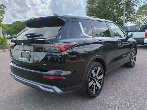 Used 2025 Mitsubishi Outlander SE AWD/4WD image 6
