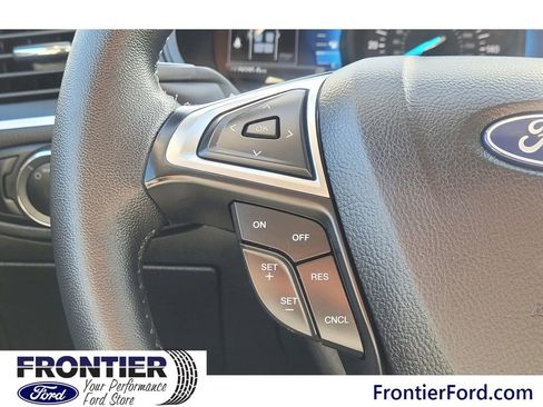 Used 2024 Ford Edge SEL w/ Convenience Package image 18