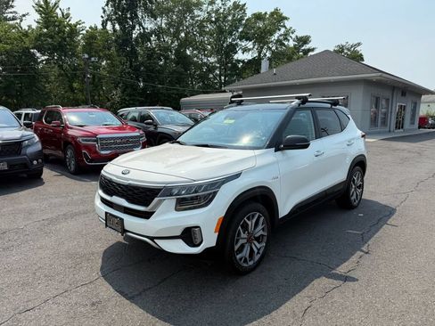 Used 2021 Kia Seltos SX AWD/4WD image 3