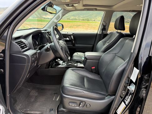 Used 2021 Toyota 4Runner Nightshade AWD/4WD image 14