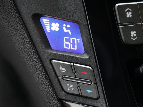 Used 2011 Cadillac CTS V RWD image 22