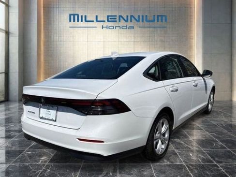 Used 2023 Honda Accord LX image 16