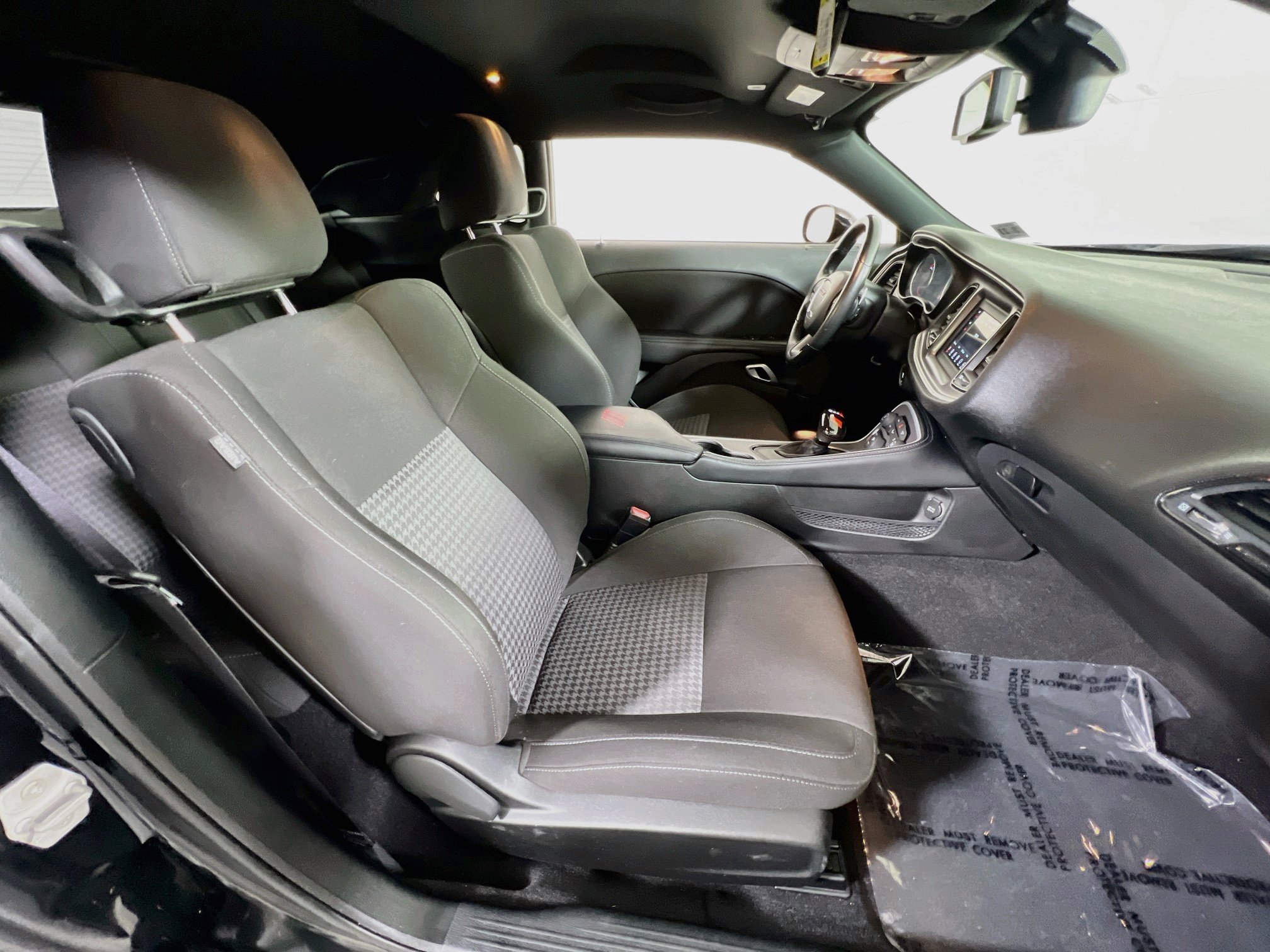 Used 2022 Dodge Challenger R/T RWD image 25