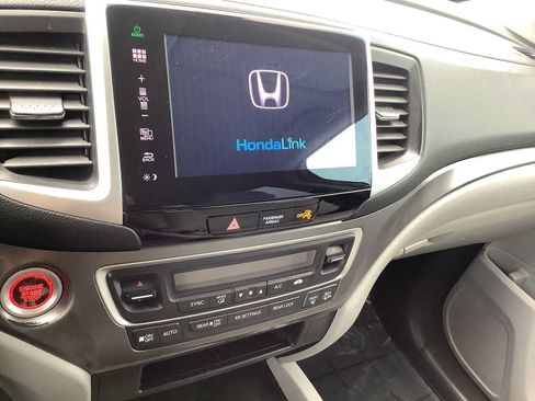 Used 2016 Honda Pilot EX image 16