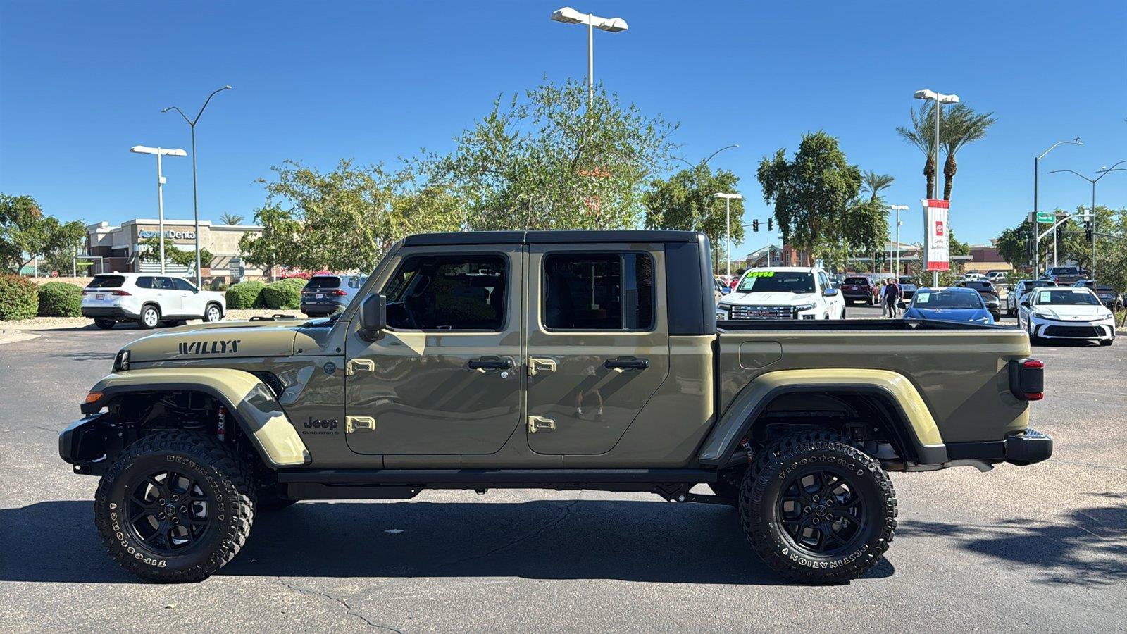 Used 2026 Jeep Gladiator Sport AWD/4WD image 5