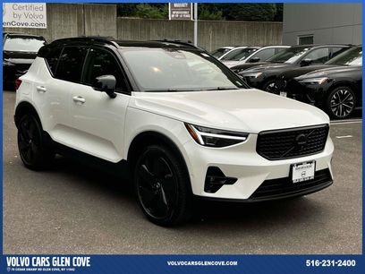 Used 2026 Volvo XC40 B5 Ultra w/ Climate Package