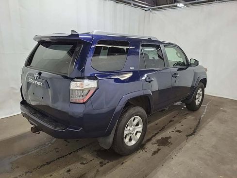 Used 2018 Toyota 4Runner SR5 image 4