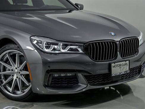 Used 2016 BMW 750i xDrive AWD/4WD image 2