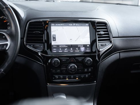 Used 2019 Jeep Grand Cherokee High Altitude image 12
