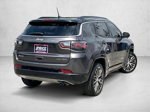 Used 2022 Jeep Compass Limited w/ Elite Group AWD/4WD image 2