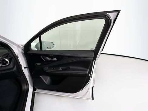 Used 2024 Chevrolet Blazer EV LT AWD/4WD image 31