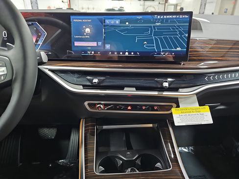 New 2026 BMW X5 xDrive40i w/ Climate Comfort Package image 22