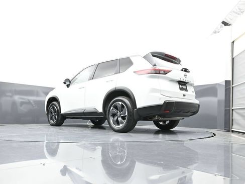 Used 2026 Nissan Rogue SV AWD/4WD image 45