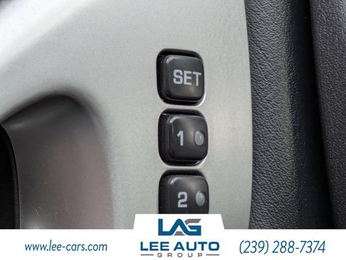 Used 2019 Nissan Pathfinder SL FWD image 21