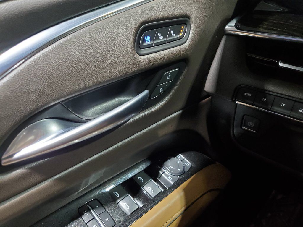 Used 2022 Cadillac Escalade ESV Premium Luxury AWD/4WD image 40