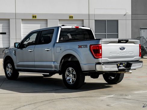Used 2023 Ford F150 XLT w/ XTR Package image 8