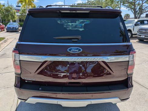 Used 2020 Ford Expedition Platinum RWD image 5
