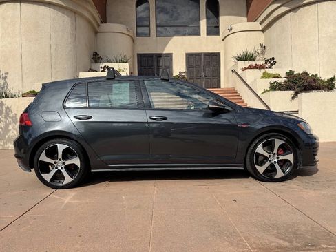 Used 2015 Volkswagen GTI Autobahn w/ Lighting Package (SEL) FWD image 8