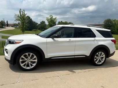Used 2023 Ford Explorer Platinum w/ Technology Package
