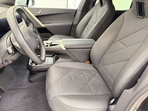Certified 2024 BMW iX xDrive50 w/ Sport Package AWD/4WD image 5