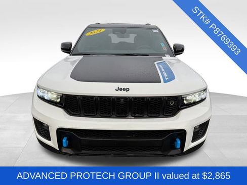 Used 2023 Jeep Grand Cherokee Trailhawk w/ Advanced Protech Group II image 2