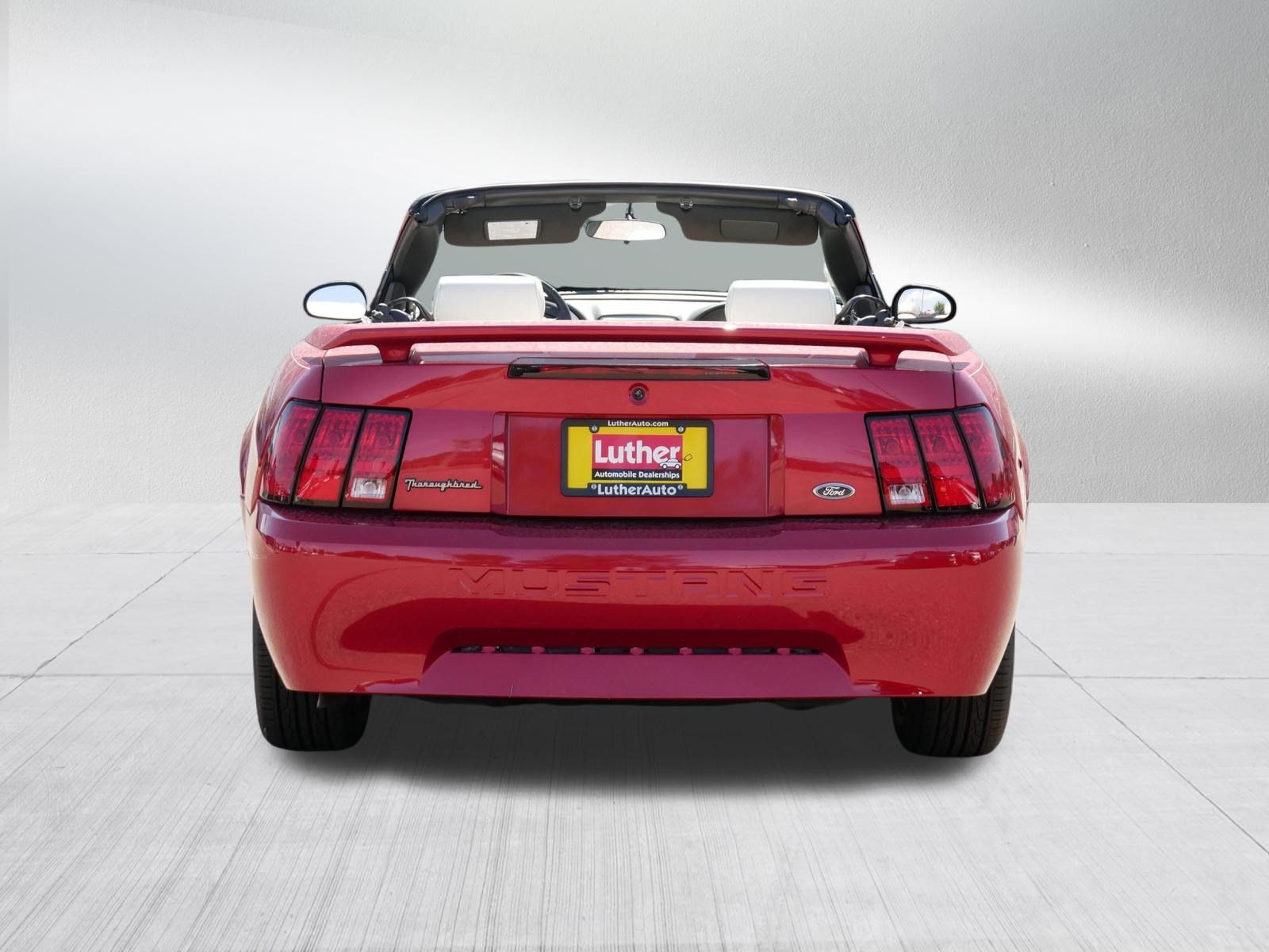Used 2002 Ford Mustang Convertible RWD image 6
