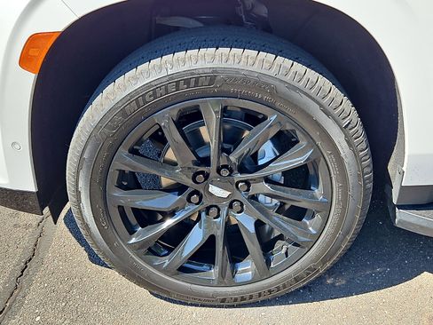 Used 2021 Cadillac Escalade Sport w/ Driver Assist Tech Package AWD/4WD image 8