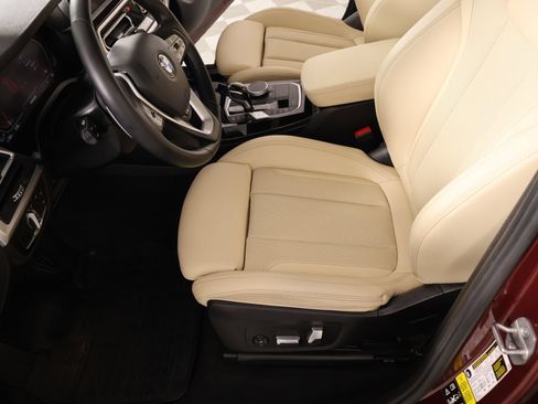 Used 2023 BMW X3 xDrive30i w/ Premium Package AWD/4WD image 12