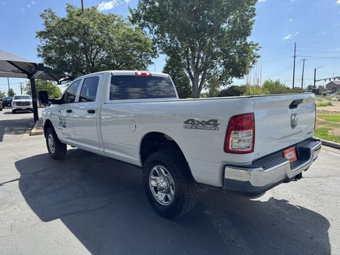 Used 2021 RAM 2500 Tradesman w/ Chrome Appearance Group AWD/4WD image 7