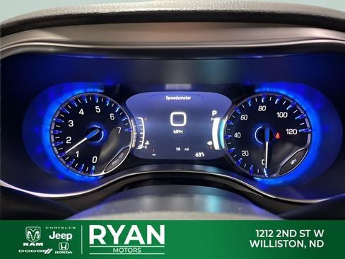 New 2026 Chrysler Pacifica Pinnacle AWD/4WD image 18