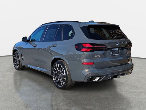 New 2026 BMW X5 xDrive50e w/ M Sport Package image 7