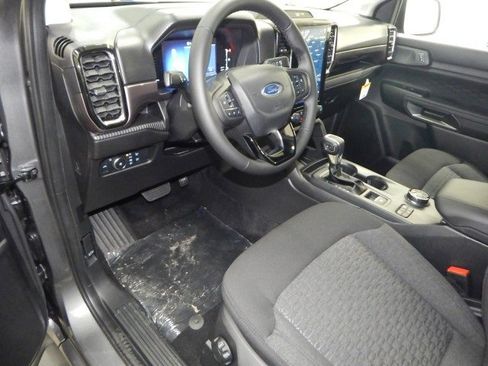 New 2025 Ford Ranger XLT w/ Black Appearance Package image 15