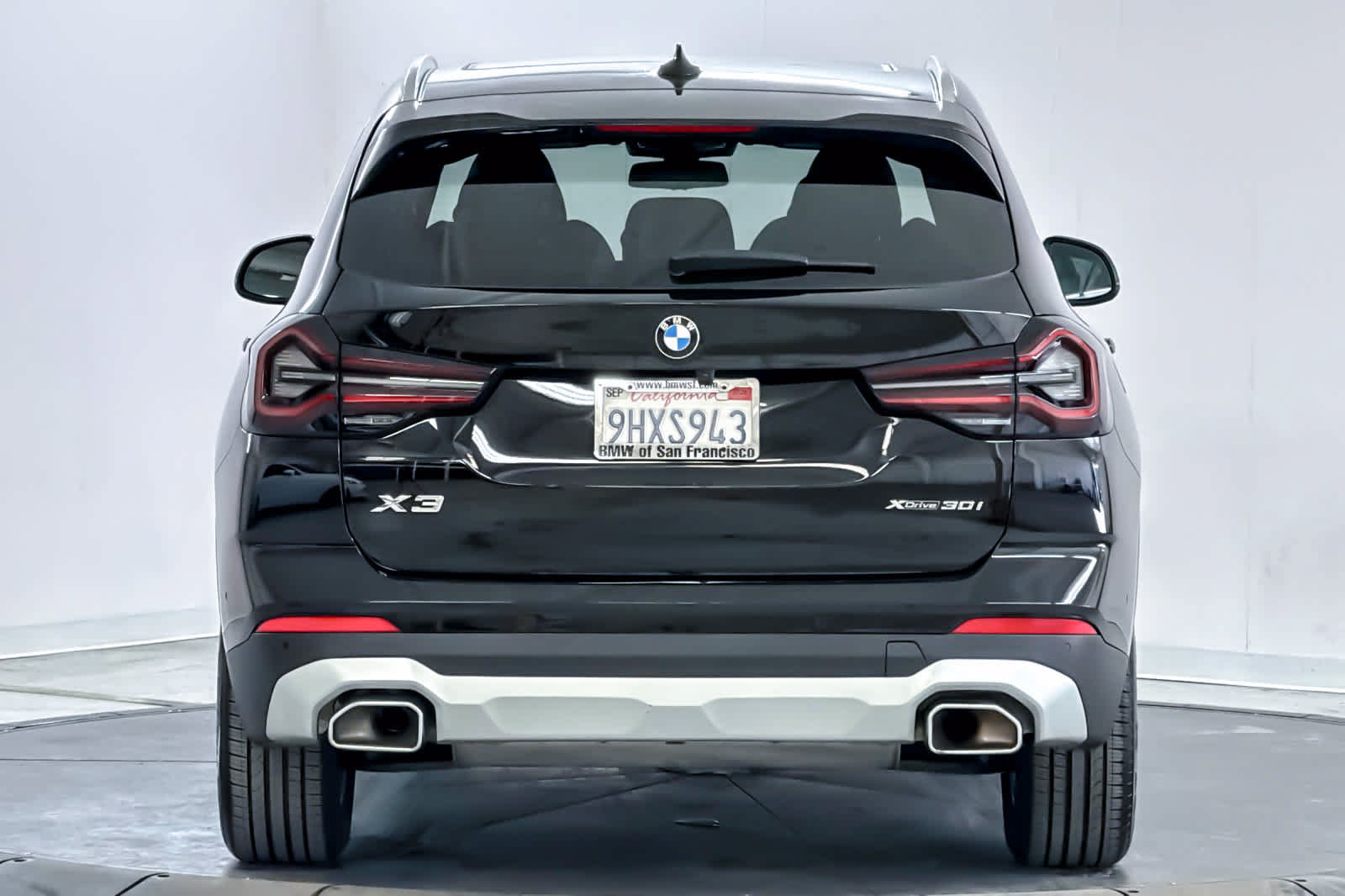 Used 2023 BMW X3 xDrive30i w/ Convenience Package AWD/4WD image 7