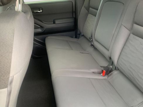 Used 2023 Nissan Frontier SV w/ SV Convenience Package image 20