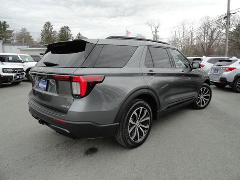 New 2026 Ford Explorer ST-Line AWD/4WD image 5