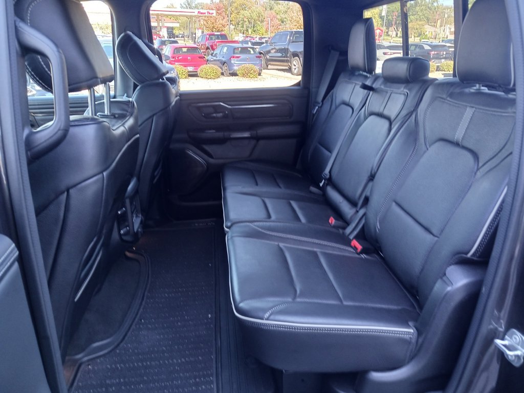 Used 2023 RAM 1500 Limited AWD/4WD image 10