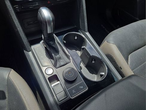 Used 2021 Volkswagen Atlas SEL Premium AWD/4WD image 31