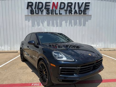 Used 2023 Porsche Cayenne Coupe AWD/4WD image 9
