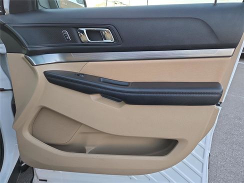 Used 2017 Ford Explorer 4WD image 28