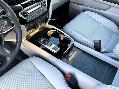 Used 2020 Honda Pilot Elite image 17