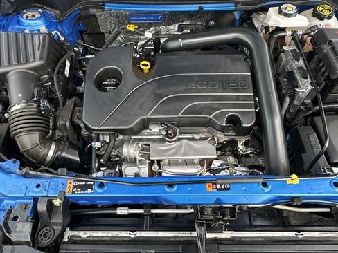 Certified 2024 Chevrolet Equinox LT w/ LPO, Floor Liner Package image 28