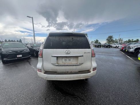 Used 2015 Lexus GX 460 Luxury AWD/4WD image 4
