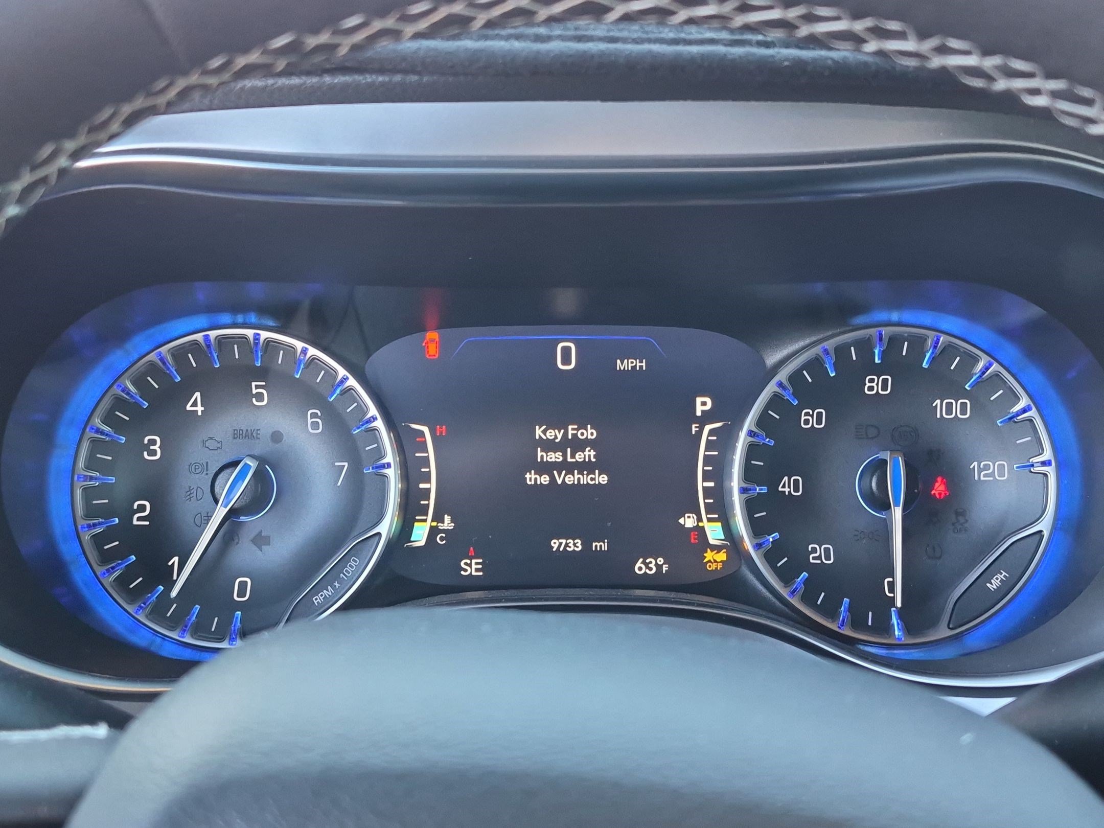 Used 2025 Chrysler Pacifica Limited AWD/4WD image 23