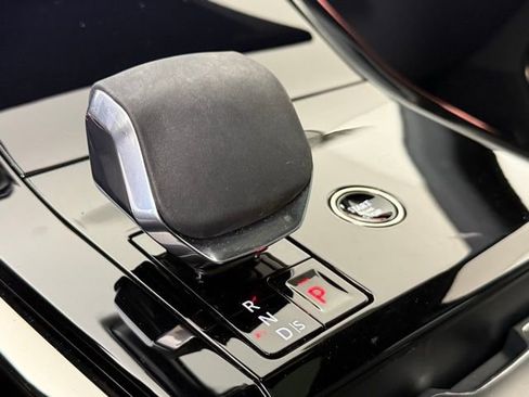 Certified 2024 Land Rover Range Rover Sport SE image 19