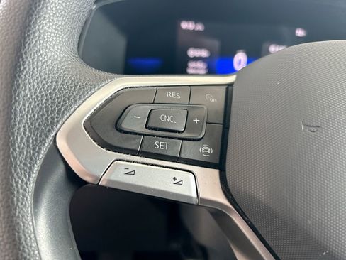 Certified 2022 Volkswagen Taos S AWD/4WD image 18